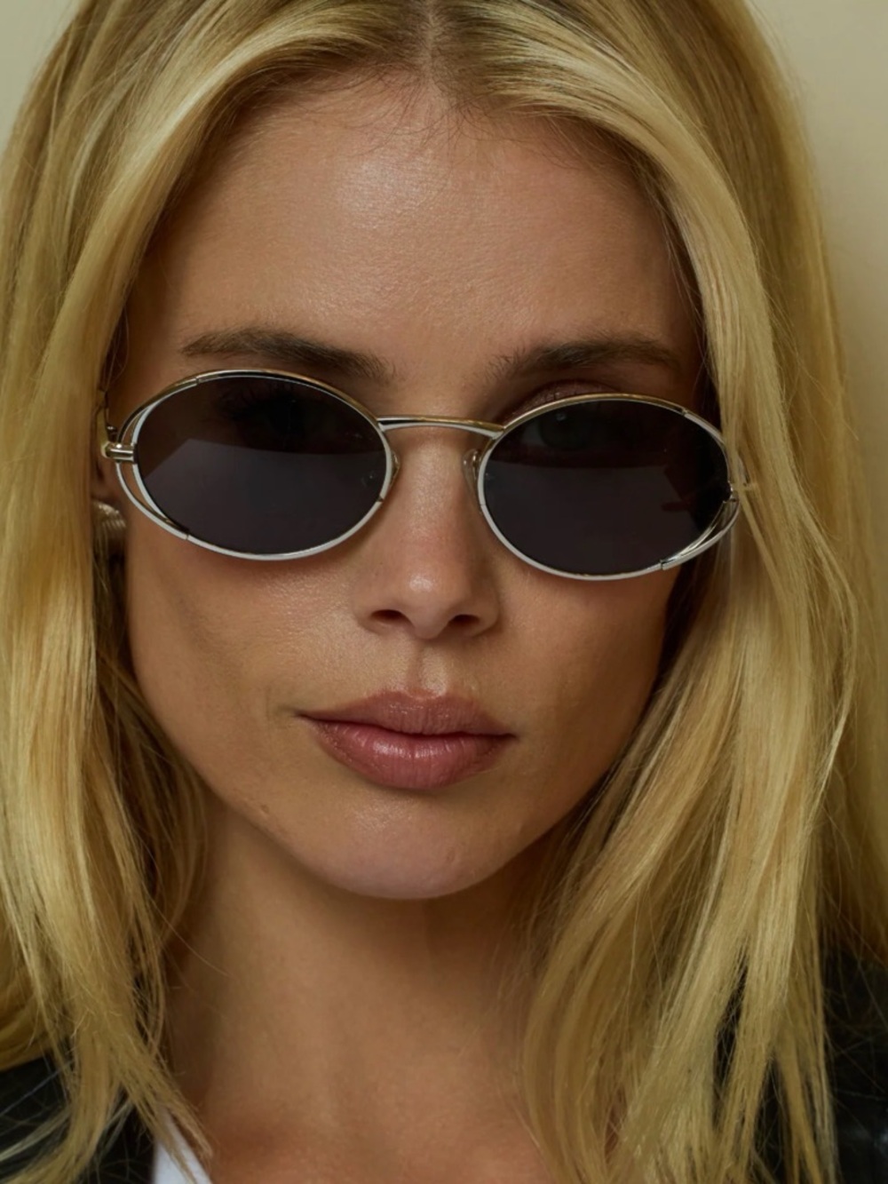 NWT Aureum Collective Silver Frame Black Lens Oval Sunglasses - Women